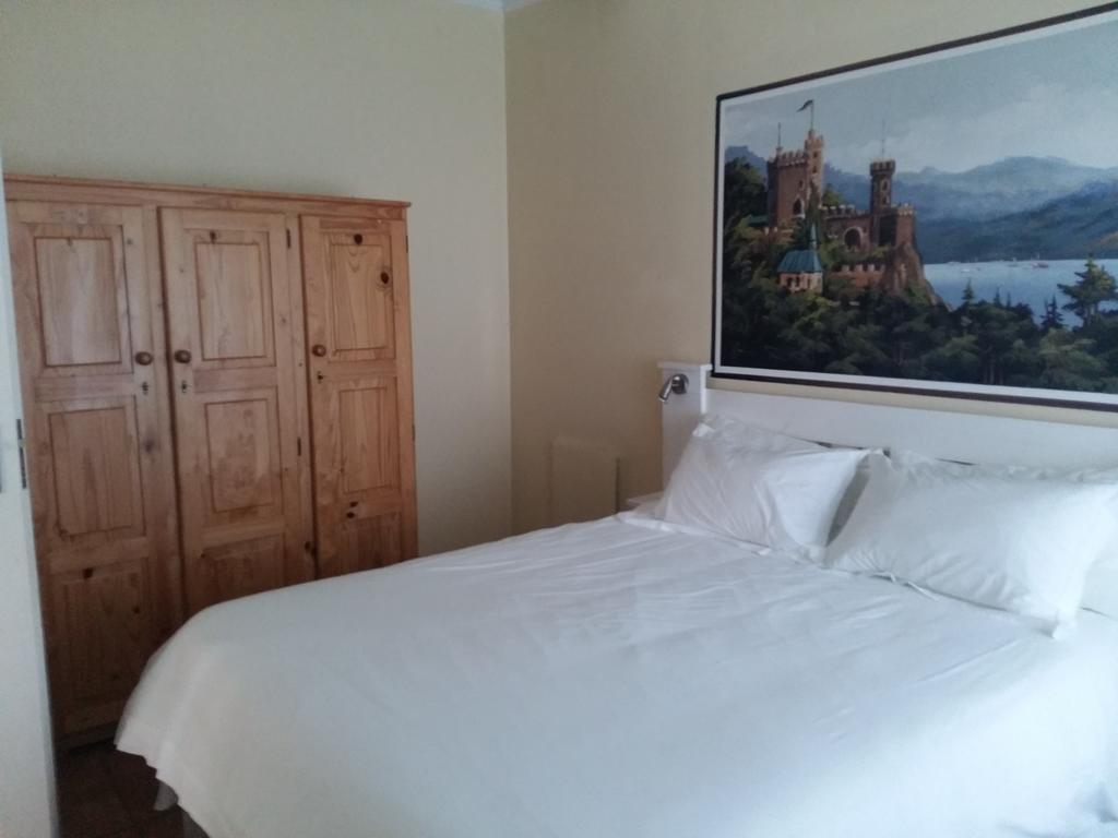 Alpine Inn George Bagian luar foto